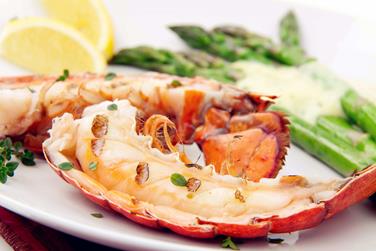Boston Lobster Weekend Dinner Buffet